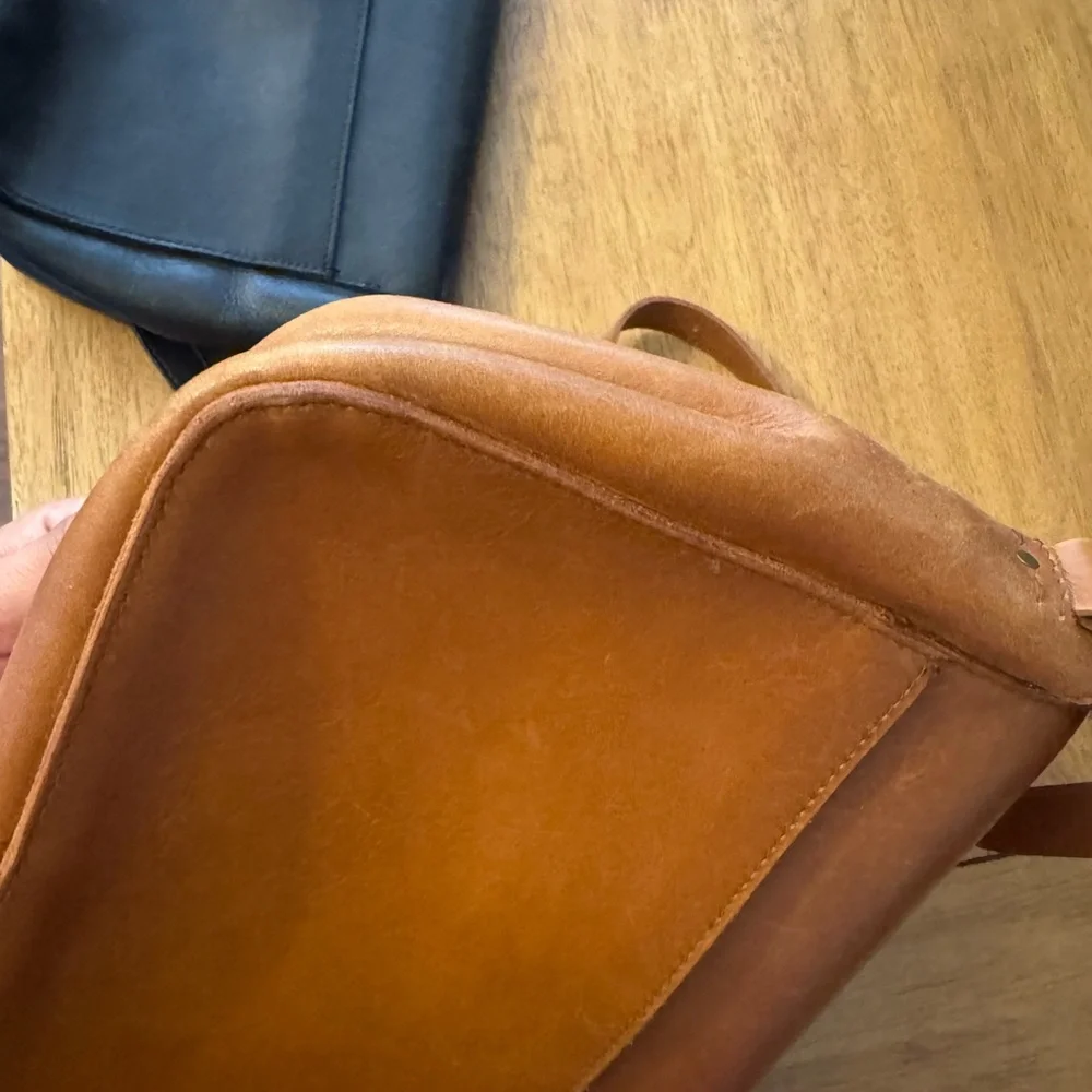 Madewell Black and Tan Crossbody Bags - Picture 16 of 16